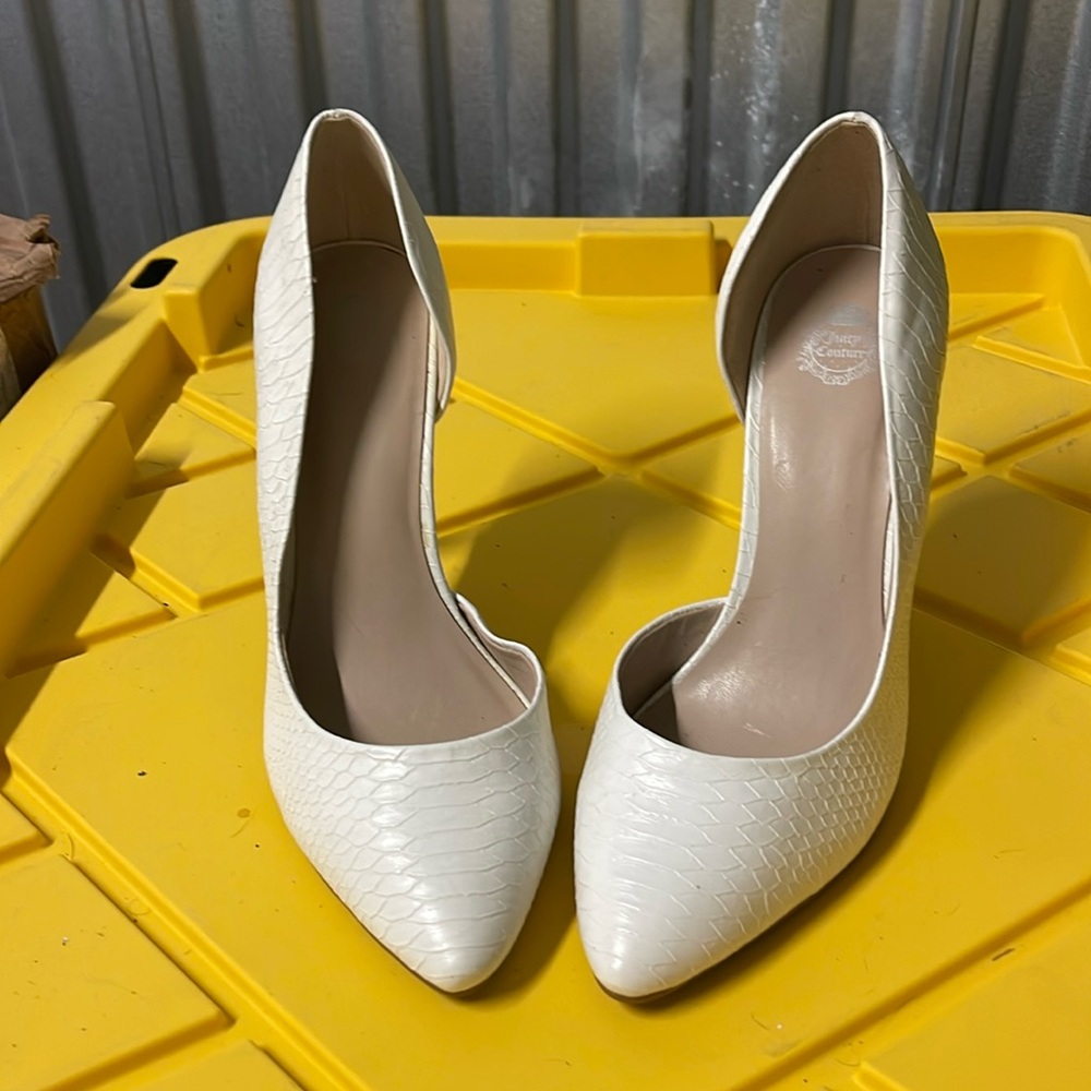 Juicy Couture Cyra White Faux Snake Print Heels. New